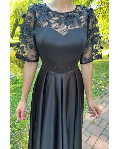 ROCHIE ASIMETRICA NEAGRA DIN DANTELA SI TAFTA SATINA